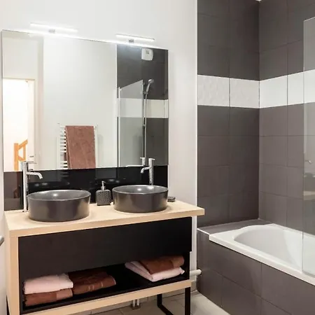 Penthouse View Garonne With Jacuzzi 100m2 公寓